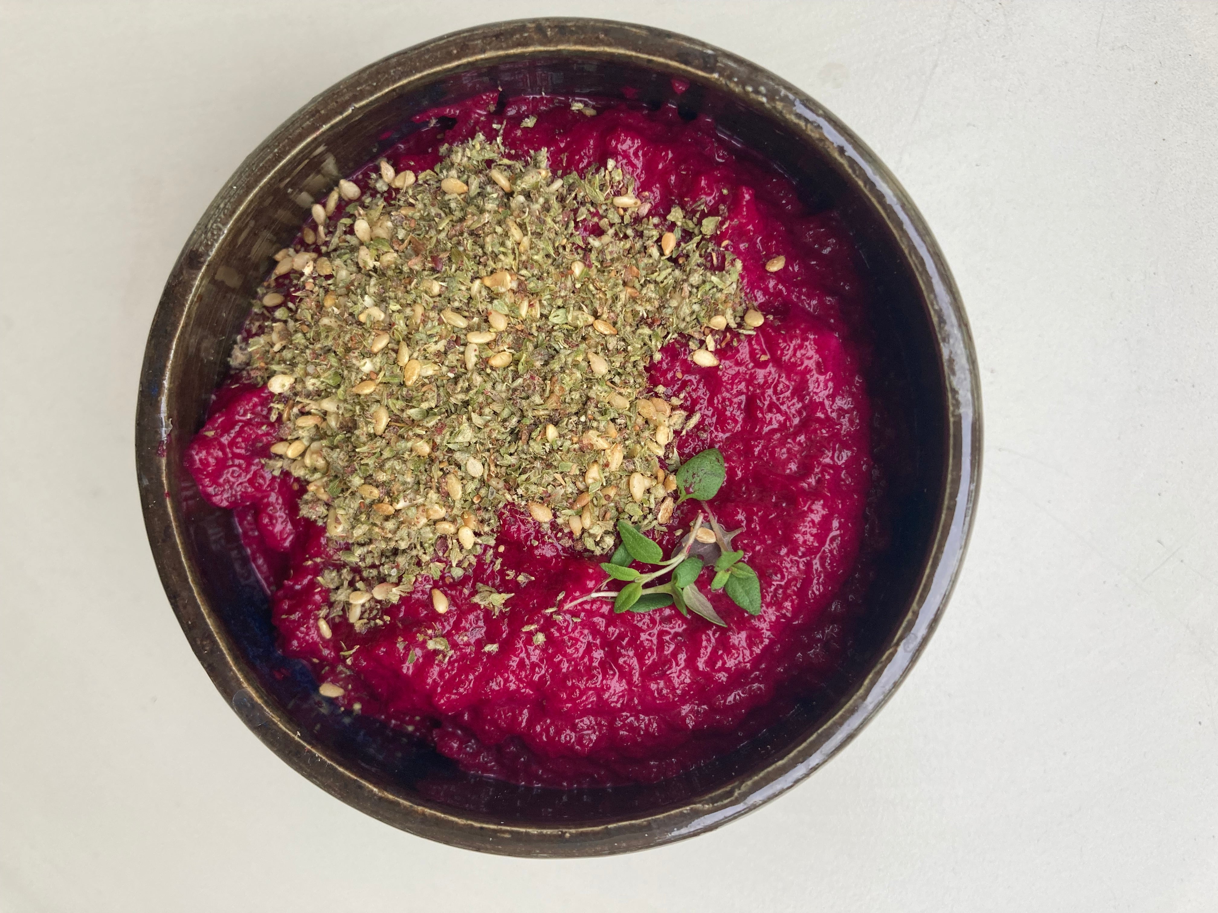 Rote Bete Hummus mit Za'atar – mariaszaatar Rote Bete Hummus mit Za'atar – mariaszaatar